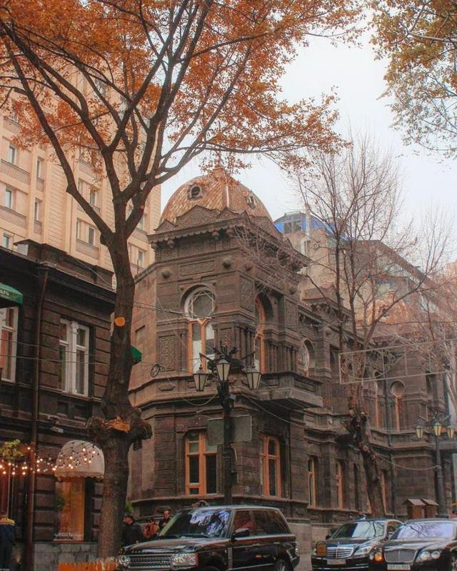 Downtown Inn Ереван Экстерьер фото